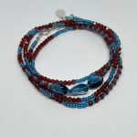Handgemachtes Beads Wickelarmband Topas Blau mit echten Edelstein-Perlen und 925er Silberverschluss.